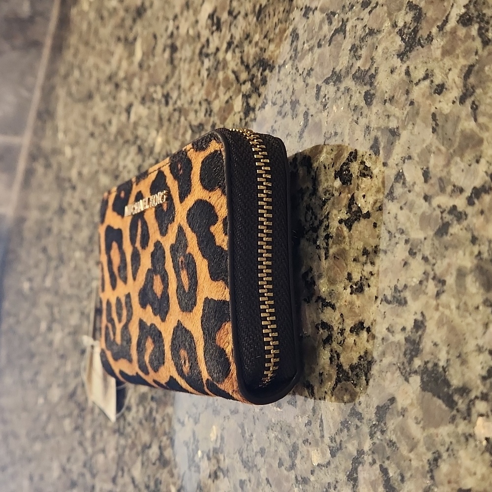 MK wallet - Picture 6 of 6